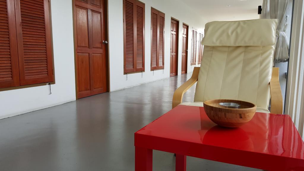 Barefeet Naturist Resort (Adults Only) Bangkok Extérieur photo