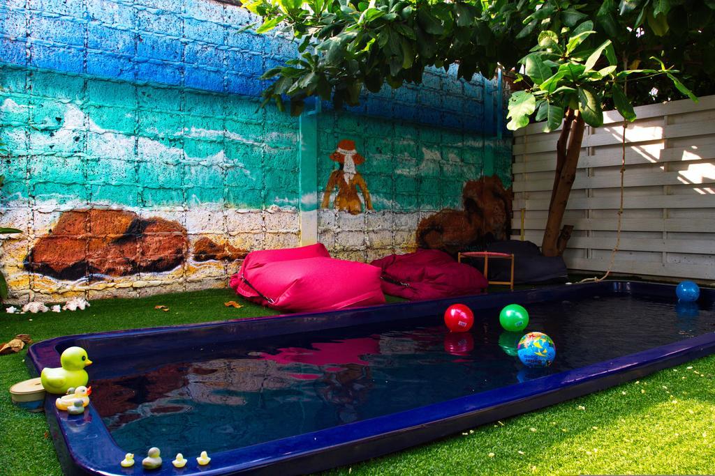 Barefeet Naturist Resort (Adults Only) Bangkok Extérieur photo
