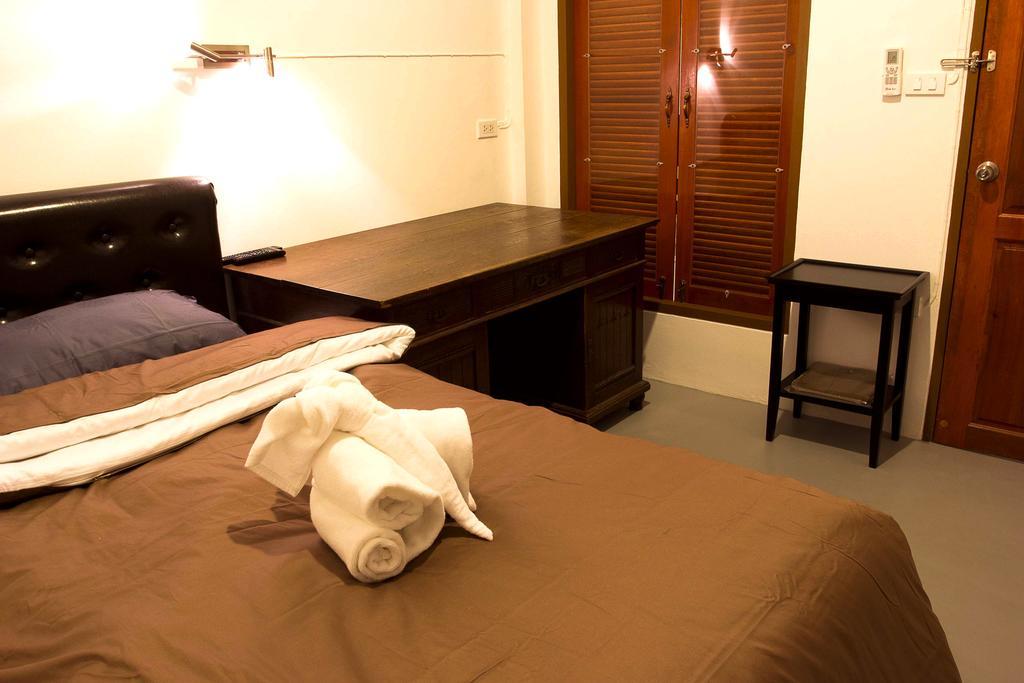 Barefeet Naturist Resort (Adults Only) Bangkok Extérieur photo