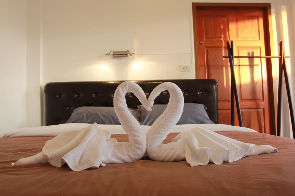 Barefeet Naturist Resort (Adults Only) Bangkok Extérieur photo