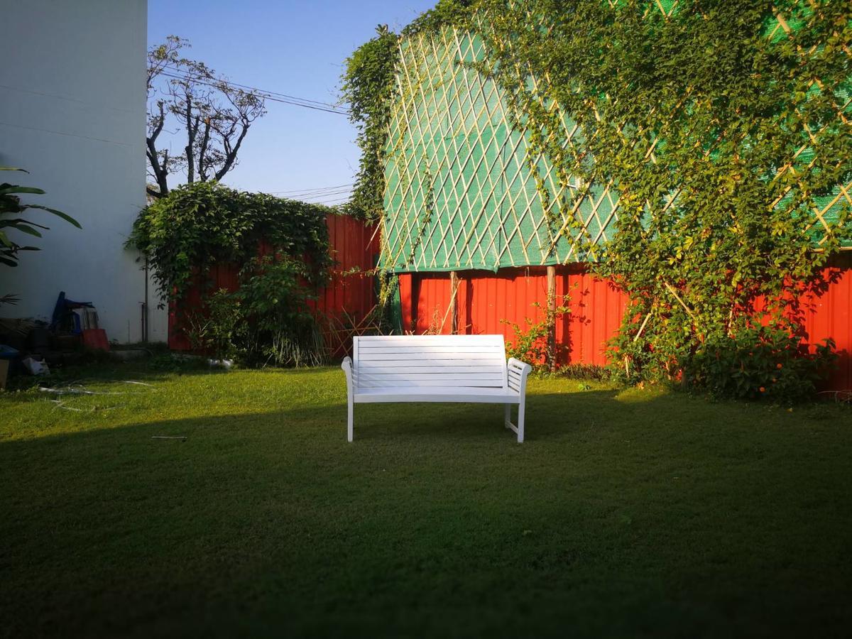 Barefeet Naturist Resort (Adults Only) Bangkok Extérieur photo