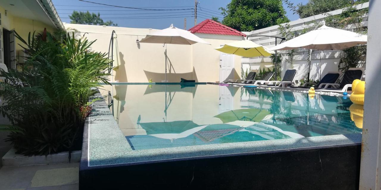 Barefeet Naturist Resort (Adults Only) Bangkok Extérieur photo